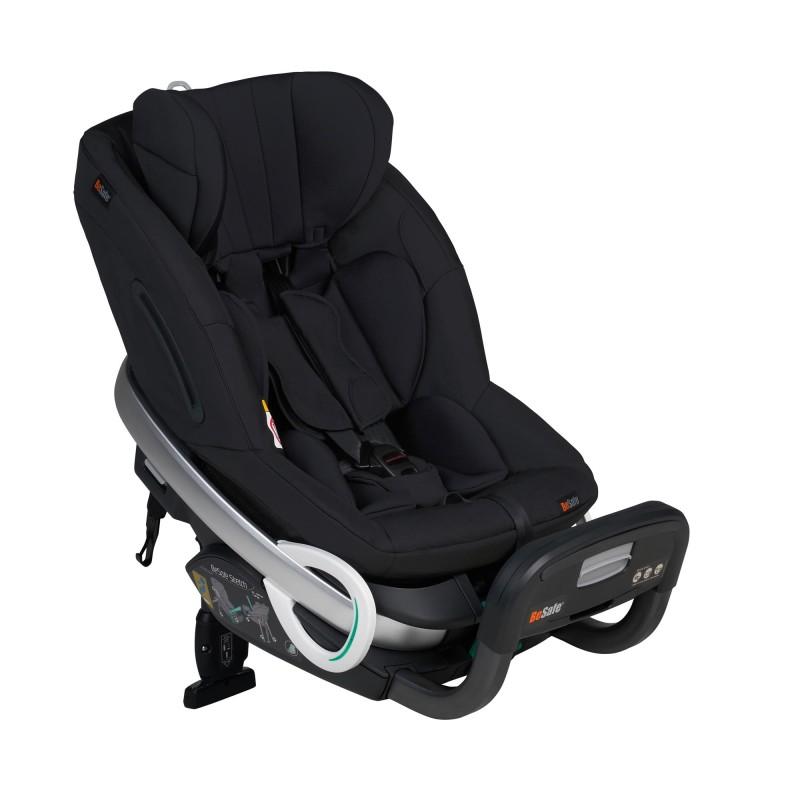 BeSafe-Stretch-Fresh-Black-Cab-vooraanzicht